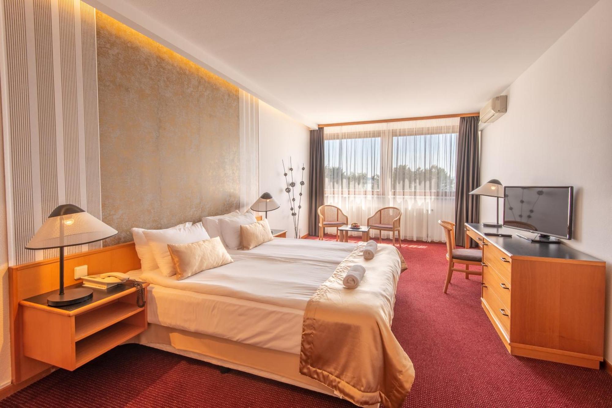 Hotel Club تيهاني المظهر الخارجي الصورة