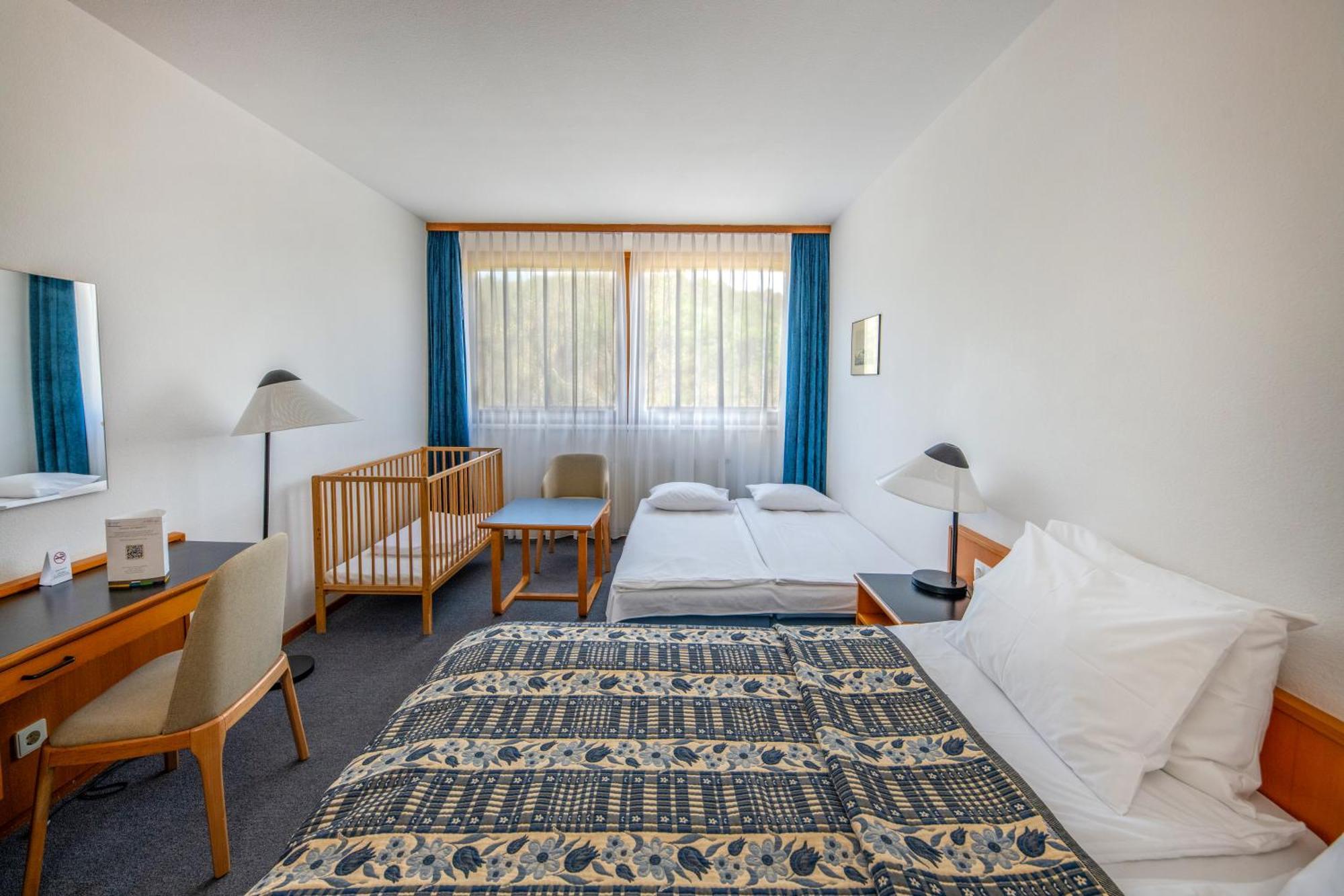 Hotel Club تيهاني المظهر الخارجي الصورة